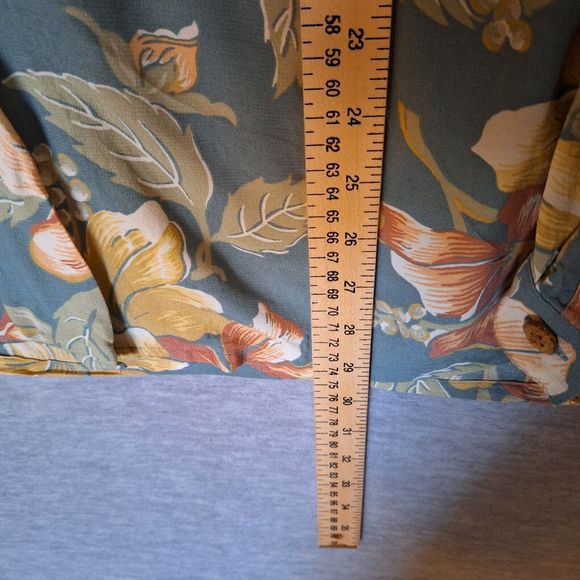 Tommy Bahama Shirt Womens Medium Tropical Floral Button Up Long Sleeve Blouse - Picture 9 of 10